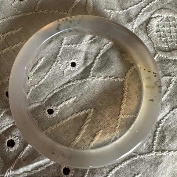 Agate Bangle Bracelet - Picture 5 of 9